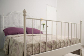 The Room Charming Urban Getaway